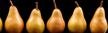 A row of pears with different colors, AIの素材
