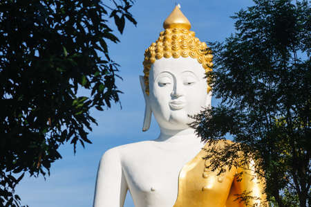 Details of Buddhist temple Doi Kham, Chiang Mai,  Thailandの写真素材