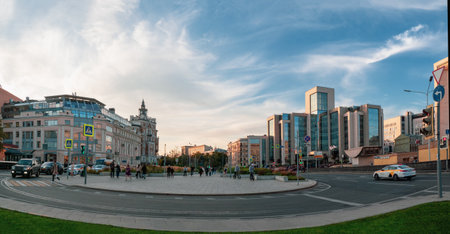 Russia, Moscow, September, 30 2020. The amusement Park "Zaryadye" in Moscow. Panorama of the evening city.のeditorial素材