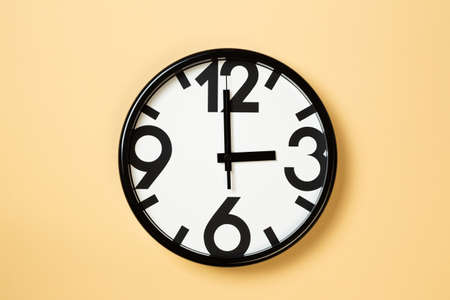 wall clock show three o'clockの写真素材