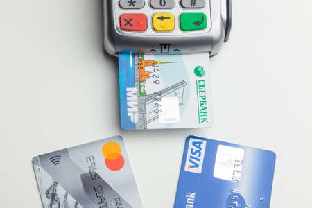 Paying with a mir pay card on payment terminal