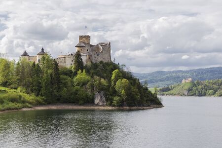 Dunajec Castle on the shore of the reservoir Czorsztynskie. Niedzica. Polandのeditorial素材
