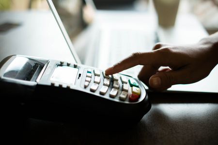 Payment transaction with smartphone