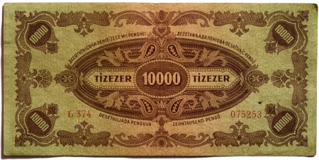 In Hungary between 1945-1946 was the world s biggest HyperInflation in history , this bank note is derived from this period, this bank note is not valid any more のeditorial素材