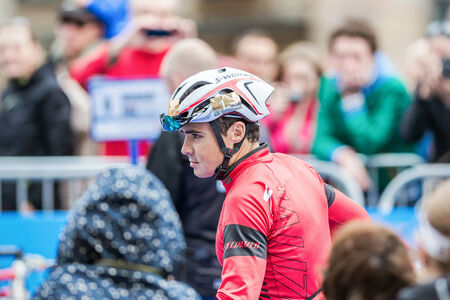 STOCKHOLM - AUG, 23: Javier Gomez in for final preparation with crowd looking at the Mens ITU World Triathlon Series event August 23, 2014 in Stockholm, Swedenのeditorial素材