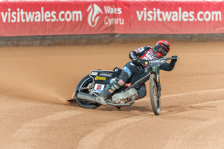 STOCKHOLM - SEPT 26, 2015: Closeup of Tai Woffinden from Great Britain at the TEGERA Stockholm FIM Speedway Grand Prix at Friends Arena in Stockholm.のeditorial素材
