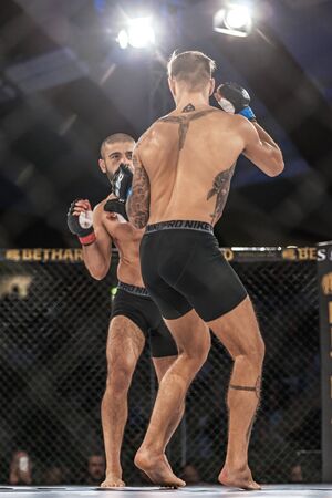 STOCKHOLM - OCT 8, 2016: Fight between Arman Popal vs Aleksi Putkonen at Superior Challenge 14 at Eriksdalshallen in Stockholm.のeditorial素材