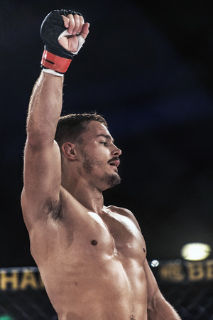 STOCKHOLM - OCT 8, 2016: Winner Simon Skold against Christopher Sengele at Superior Challenge 14 at Eriksdalshallen in Stockholm.のeditorial素材