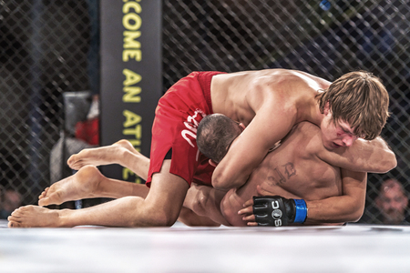 STOCKHOLM - OCT 8, 2016: Fight between Saeed Ganji vs Patrik Pitela at Superior Challenge 14 at Eriksdalshallen in Stockholm.のeditorial素材