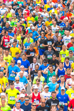 STOCKHOLM, SWEDEN - JUNE 3, 2017:  Colorful start of the Stockholm Marathon with happy people. About +13k started.のeditorial素材