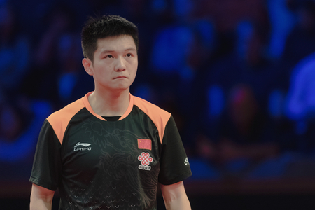 STOCKHOLM, SWEDEN - NOV 4, 2018: Finals between Fan Zhendong and Xu Xin (CHN) at the table tennis tournament SOC at the arena Eriksdalshallen in Stockholm. Fan Zhendong the winnerのeditorial素材