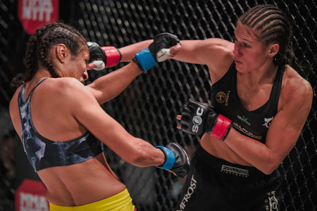STOCKHOLM, SWEDEN, DEC 7, 2019: Superior challenge 20 between Malin Hermansson (SWE) and Karla Benitez (ESP), Hermansson won.のeditorial素材
