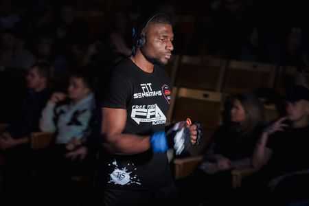 STOCKHOLM, SWEDEN, DEC 7, 2019: Superior challenge 20 between Marthin Hamlet (NOR) and Prince Auonallah (FRA). Hamlet won.のeditorial素材