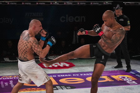 STOCKHOLM, SWEDEN, DEC 7, 2019: Superior challenge 20 between Nico Musoke (SWE) and Marcelo Alfaya (BRA). Musoke won.のeditorial素材