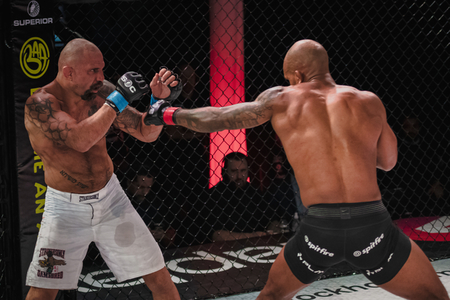 STOCKHOLM, SWEDEN, DEC 7, 2019: Superior challenge 20 between Nico Musoke (SWE) and Marcelo Alfaya (BRA). Musoke won.のeditorial素材