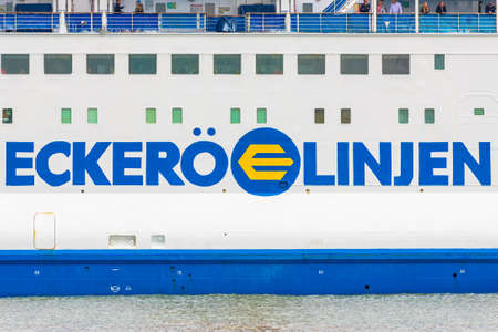 GRISSLEHAMN, SWEDEN - JUNE 18, 2022: The ferry Eckero linjen trafficing the ports of Grisslehamn and Eckero.のeditorial素材