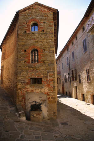 Alley in the village of Panicale in Umbria, Italyの写真素材