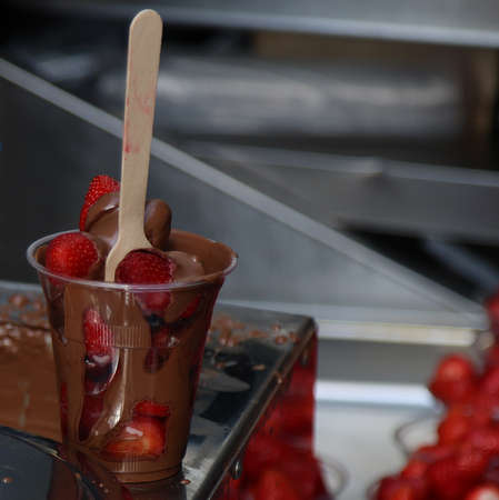 Strawberries with chocolate on sale at Borough market, Londonの写真素材