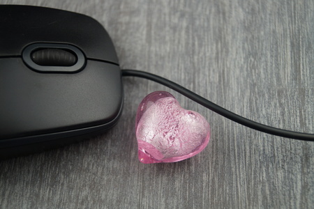 Love by click - online datingの写真素材