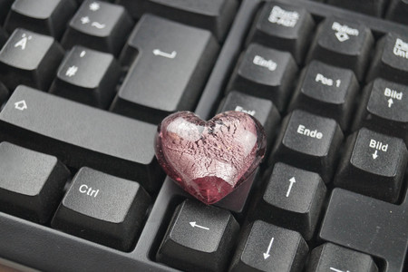 Love by click - online dating