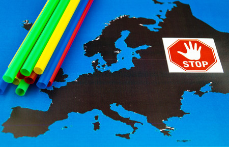 Europe bans straws and plastic tableware because of microplastics in the oceansの写真素材