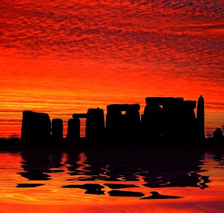 Reflection Of Stonehenge の写真素材