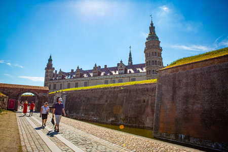 ELSINORE, DENMARK â 3 AUG 2018: Tourists outside the aincient Kronborg castle in Elsinore (HelsingÃ¸r), Denmark.のeditorial素材