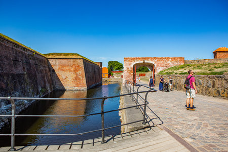 ELSINORE, DENMARK â 3 AUG 2018: Tourists outside the aincient Kronborg castle in Elsinore (HelsingÃ¸r), Denmark.のeditorial素材