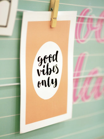 decorative motivational quotes cards close up shot Good Vibes Onlyの写真素材