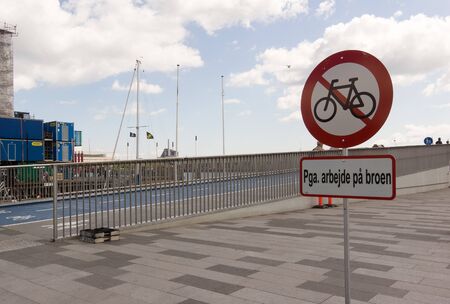 No bikes in Copenhagen bike way. Slippery surface!のeditorial素材