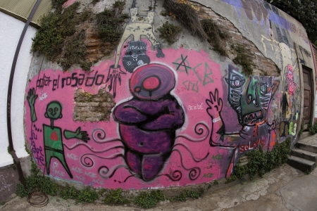 Street art (graffiti) in the port of Valparaiso in Central Chile. South America. Valparaiso is 75 miles (120km) northeast of Santiago on the Pacific coast.のeditorial素材