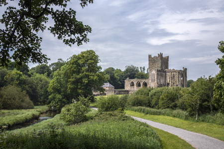 Tintern Abbey - the ruins of a Cistercian abbey located on the Hook peninsula, County Wexford, Ireland.のeditorial素材