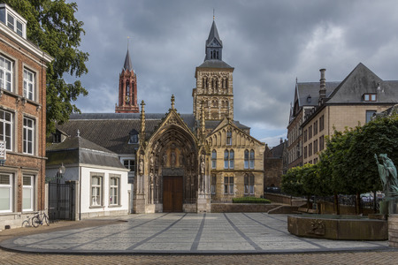 The Roman Catholic Basilica of Saint Servatius in the town of Maastricht in the Netherlands. The present-day church is probably the fourth church to be built on the site of the grave of Saint Servatius, an Armenian missionary who was bishop of Tongeren anの写真素材