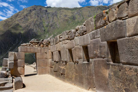 Terraces of Pumatallis at the Inca ruins of Ollantaytambo in the Sacred Valley of the Incas, Urubamba Province in Peru, South America.のeditorial素材