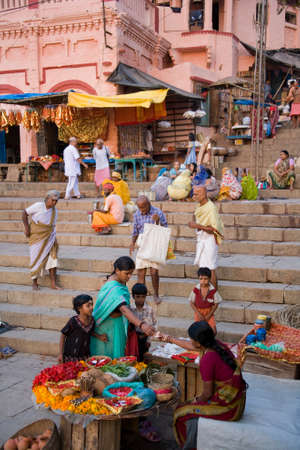 Daily life on the Hindu Ghats in the city of Varanasi, India.のeditorial素材