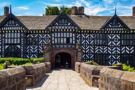 Speke Hall, a wood-framed wattle-and-daub Tudor manor house in Speke, Liverpool in northwest England. It is one of the finest surviving examples of its kind. Dates from 1530.のeditorial素材