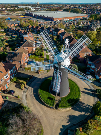 Holgate Windmill in the city of York in the United Kingdom.
Built in 1770. Following restoration, the mill is now in full working order. York Minster can be seen in the distance.の写真素材