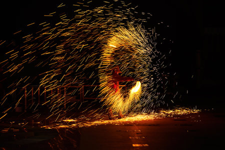 Chinese traditional performance skills, iron flower performance