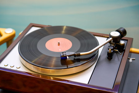 1 A retro-style vinyl record player