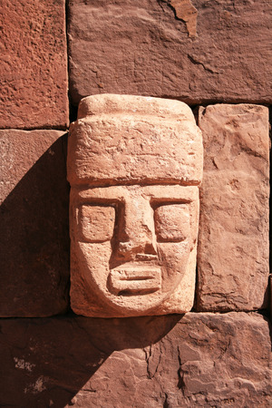 Mysterious head in Semi Underground Templete , tiahuanaco boliviaの写真素材