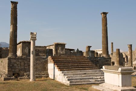 Stone Arches and Pillars in Pompeii, Italyの写真素材