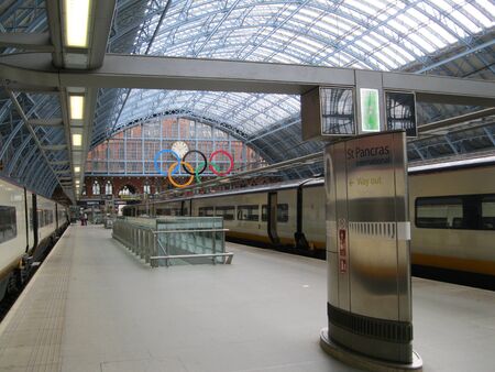 st Pancras station Londonのeditorial素材