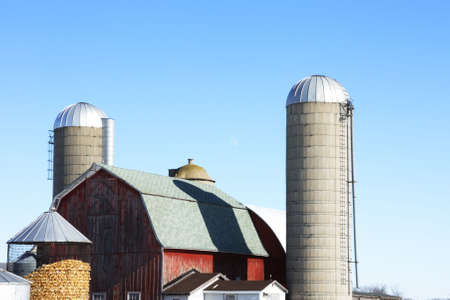Two Silos, Barn, and Moonの写真素材