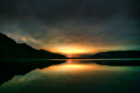 Lake Mapourika at the tail end of an Aurora display (after the shafts of light stopped)の写真素材