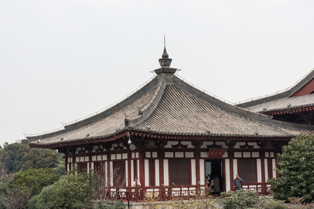 HUAQING, CHINA, 25 DECEMBER 2017: Beautiful chinese traditional architecture in Huaqing Palaceのeditorial素材