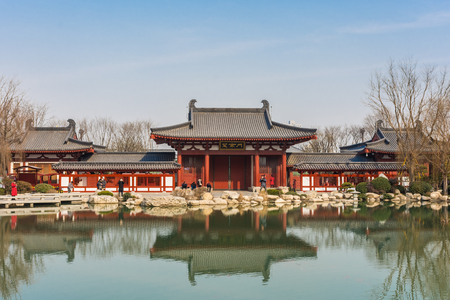 HUAQING, CHINA, 25 DECEMBER 2017: Landscape of a lake and a traditional chinese temple in Huaqing Palaceのeditorial素材