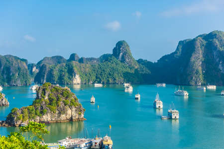 HA LONG BAY, VIETNAM, JANUARY 6 2020: Beautiful landscape of Ha Long Bayのeditorial素材