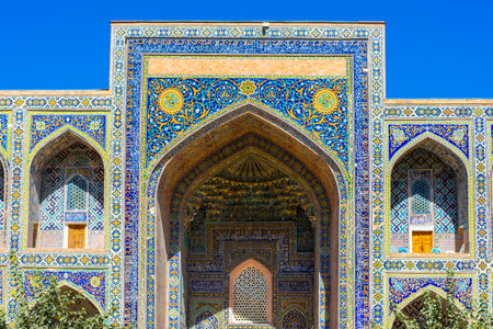 Arch of the Madrasah of Registan Square in Samarkand, Uzbekistanの写真素材