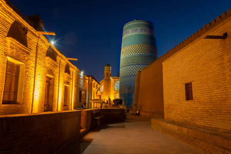 Night view of the Kaltaminor Minaret in the Itchan Kala of Khiva, Uzbekistanの写真素材