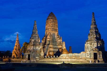 Twilight at Wat Chaiwatthanaramの写真素材